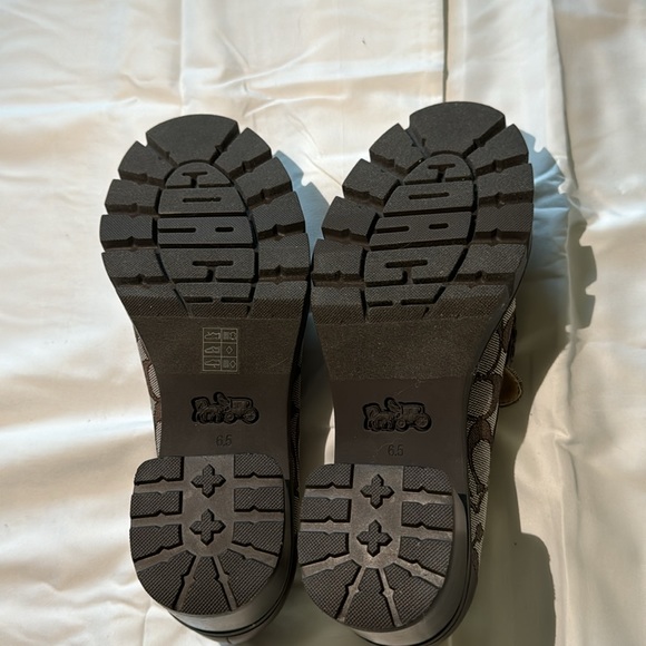 Coach Cora Loafers, 6.5B - Picture 5 of 7